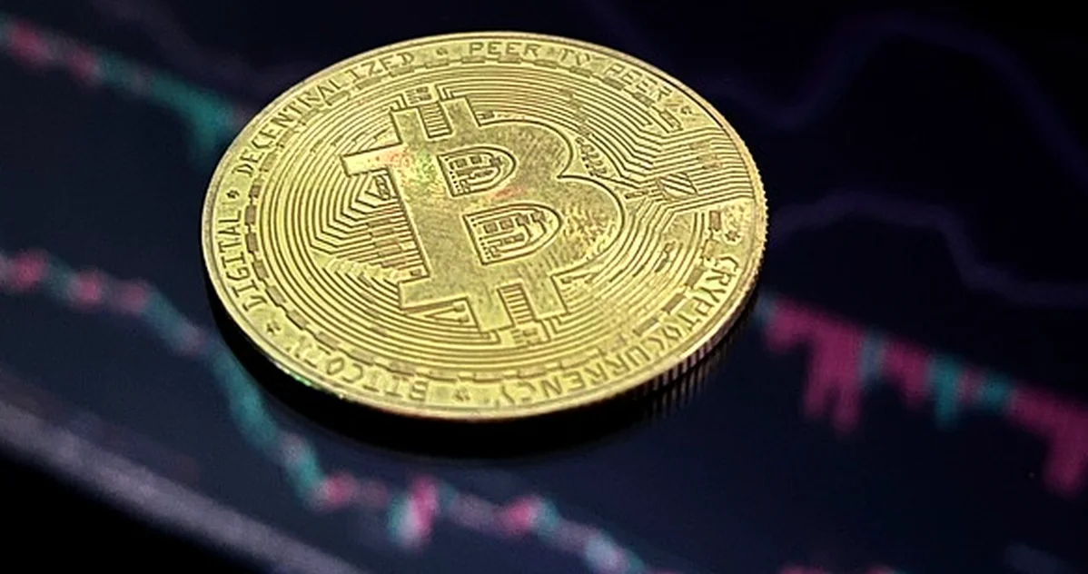Bitcoin payroll still needs PAYE paid in pounds
