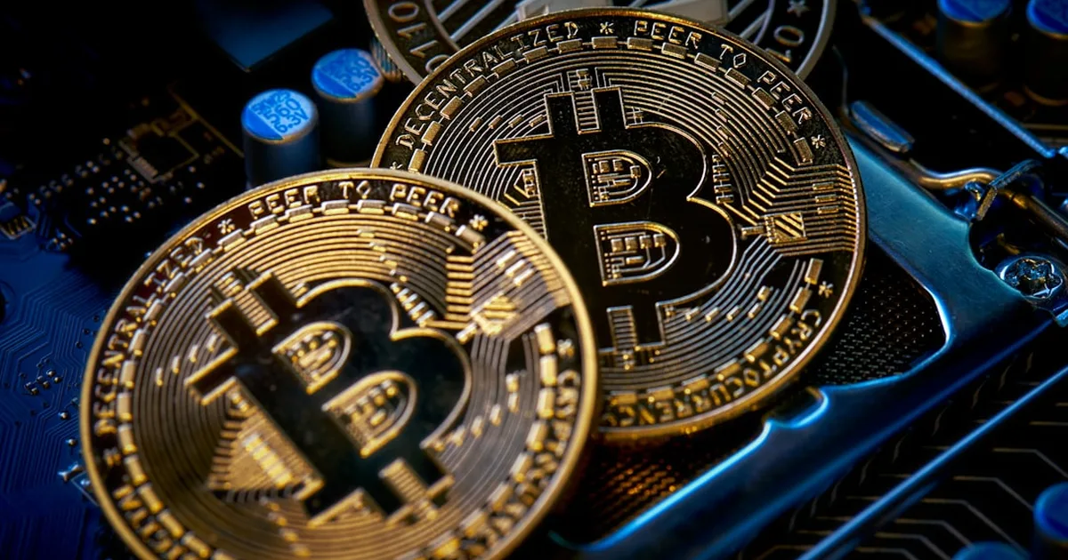 The Contractor Invoice Trap in Bitcoin and Bank Transfers